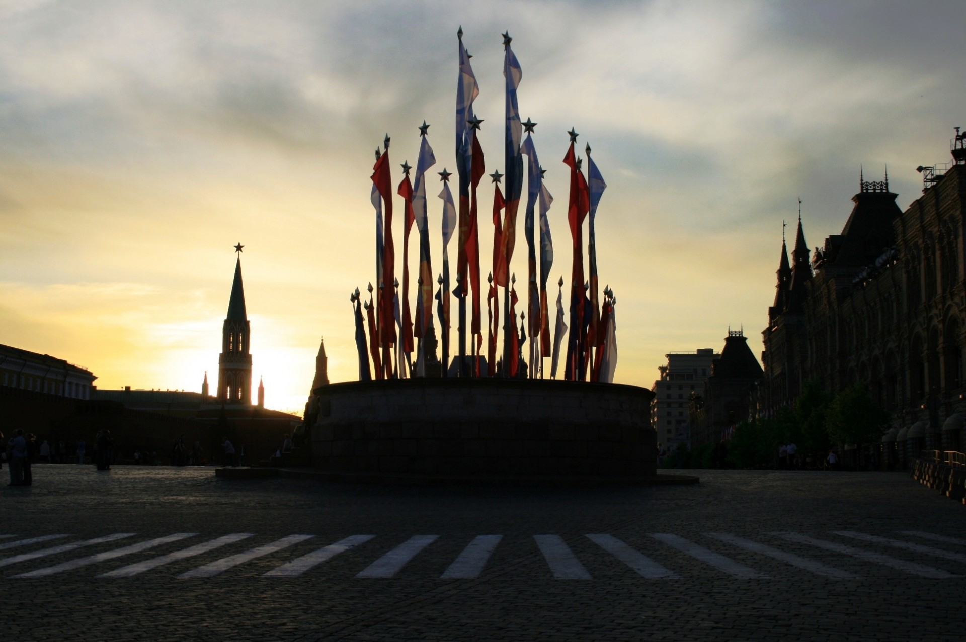 red square sunset flags free photo