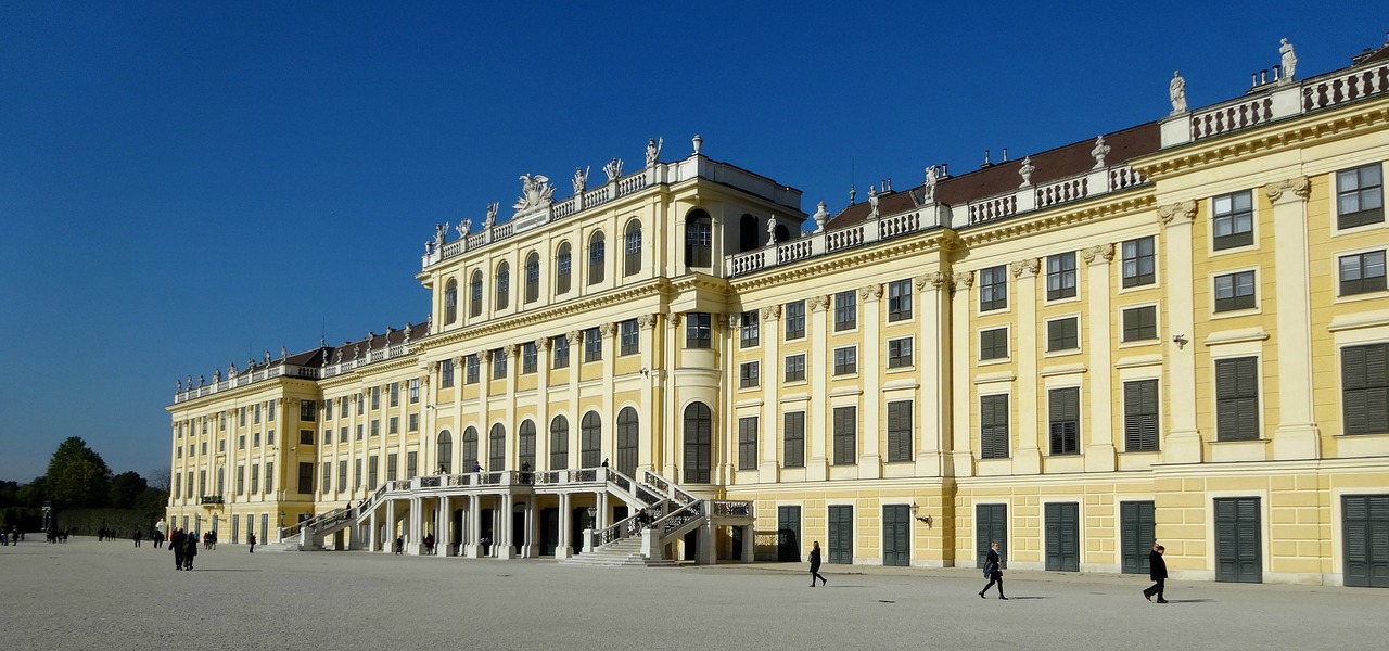 vienna austria the palace free photo