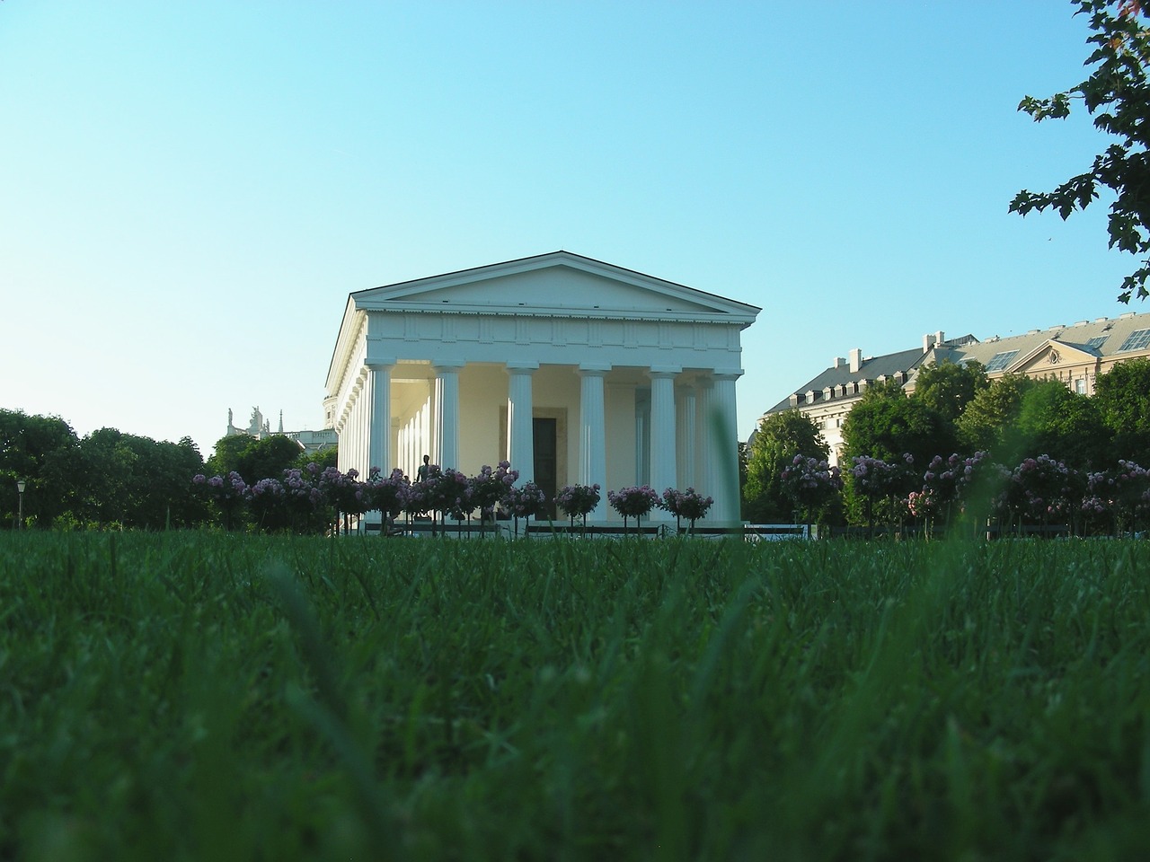 vienna theseus temple people's garden free photo