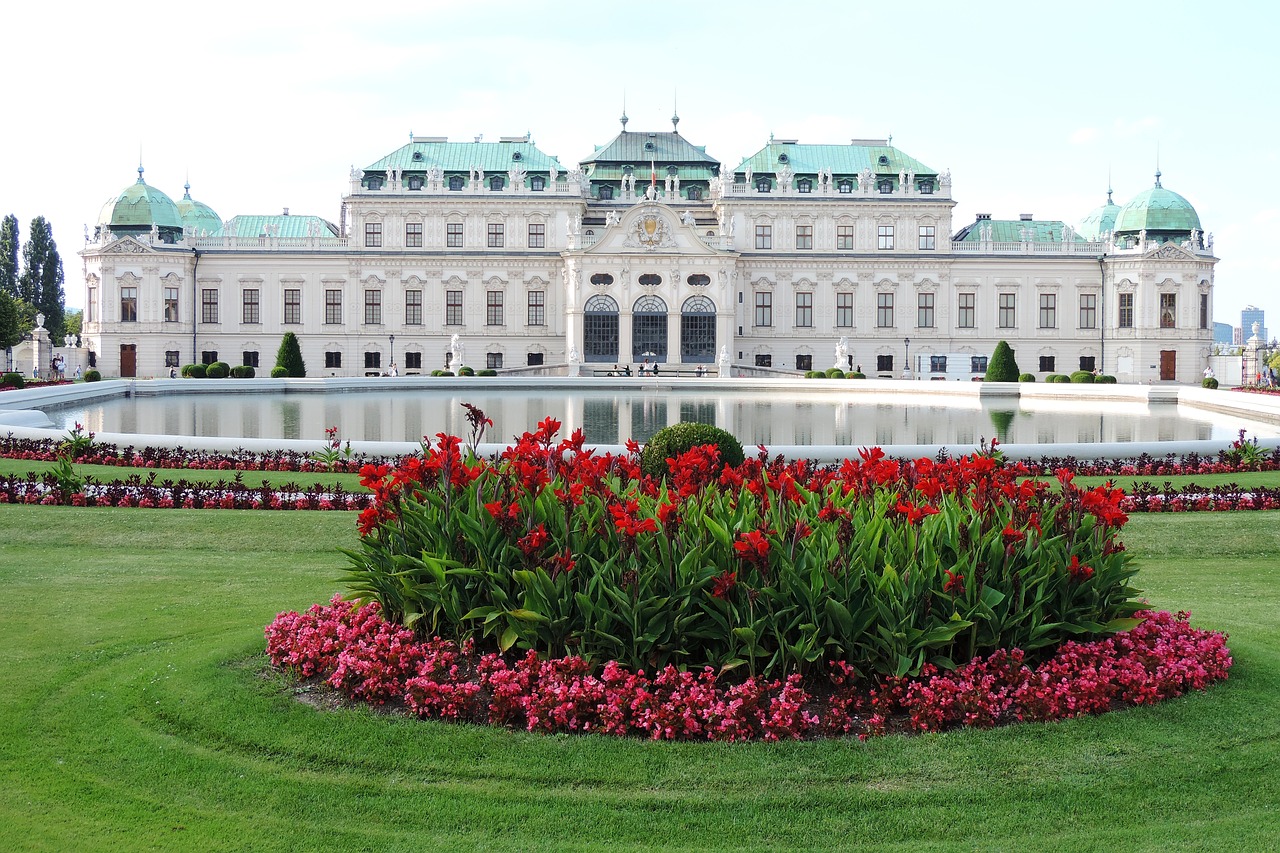 vienna  castle  belvedere free photo