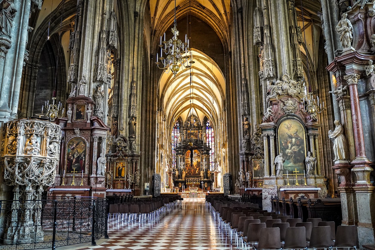 vienna  austria  st stephan's cathedral free photo