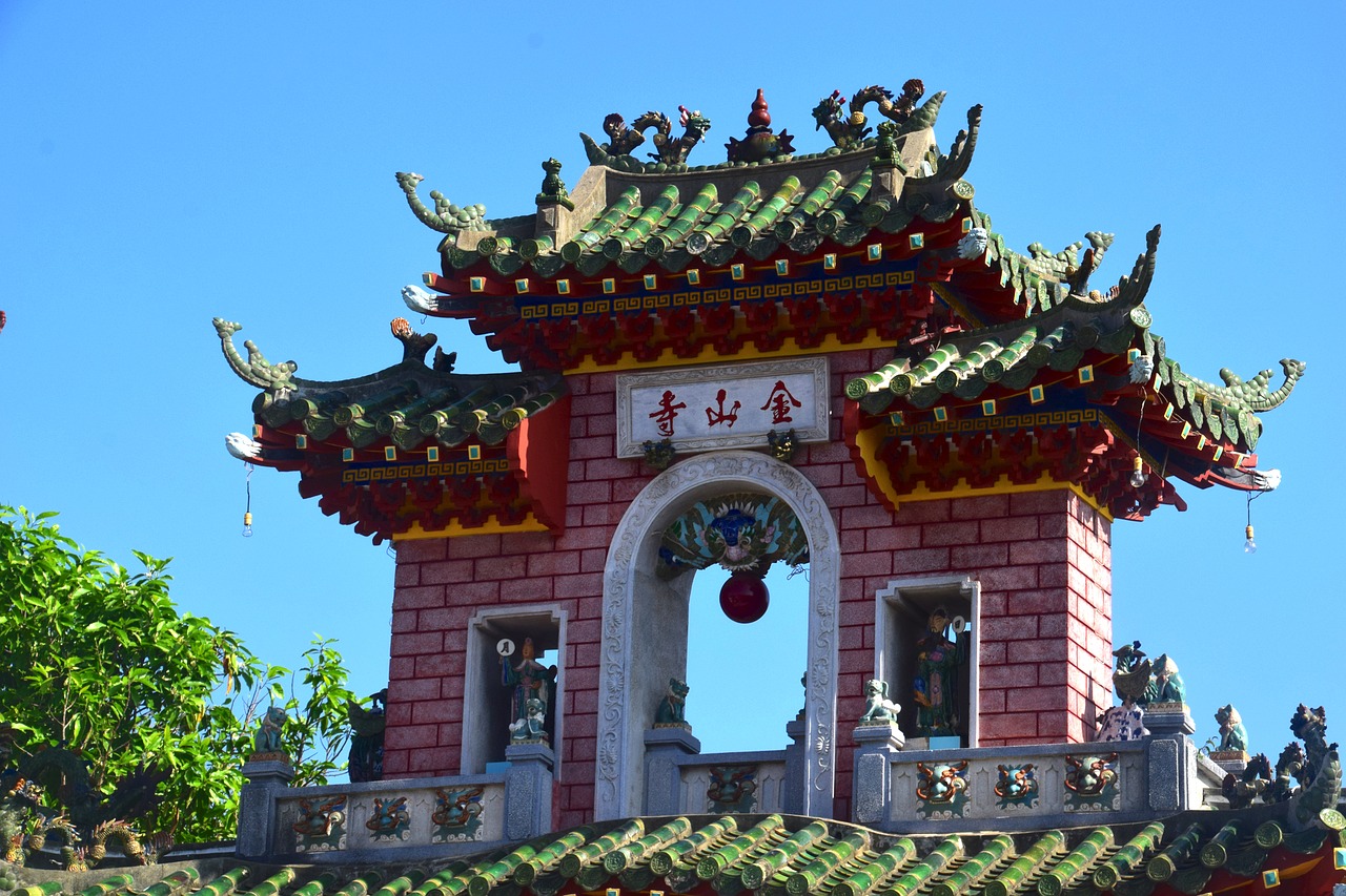 vietnam  hoi an  temple free photo