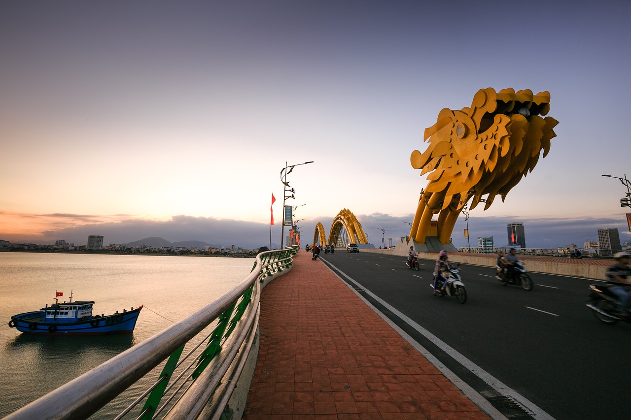 vietnam  danang  dragon bridge free photo