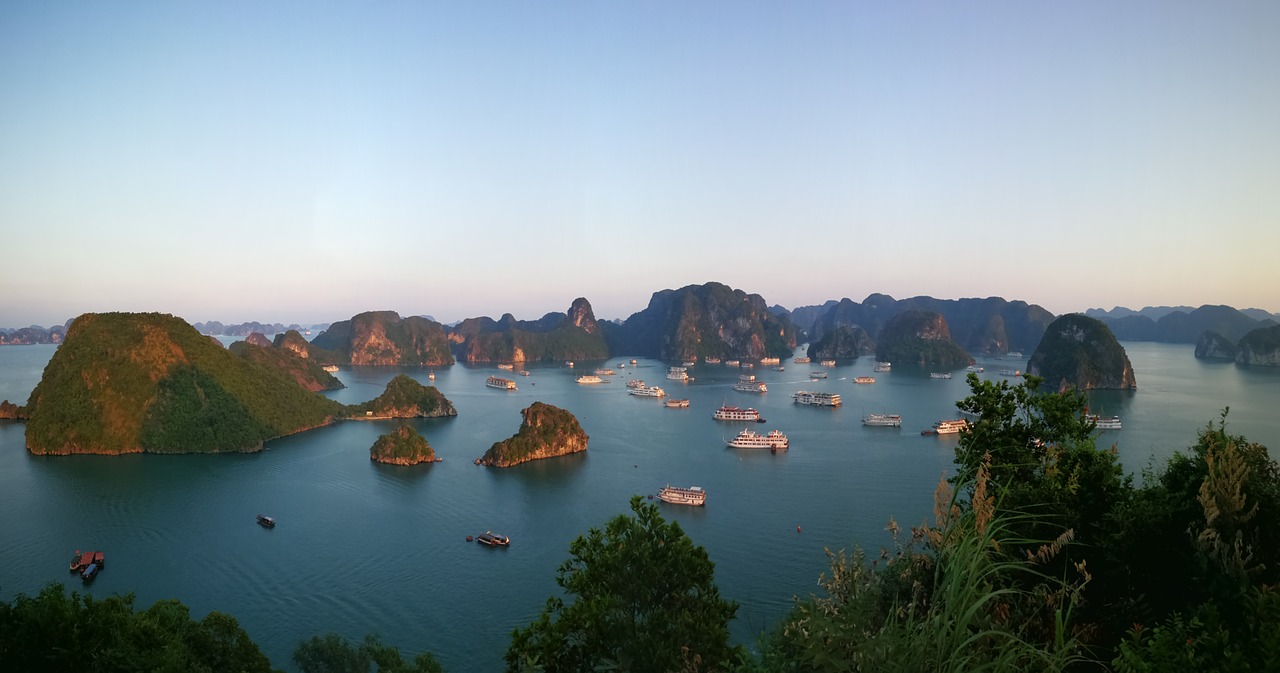 vietnam  halong bay  ship free photo