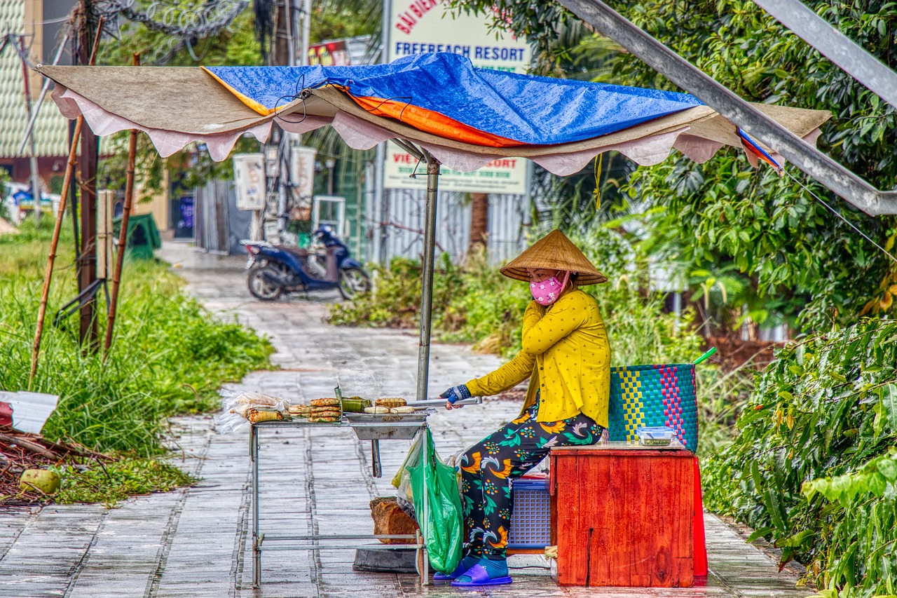 vietnam  eating  travel free photo