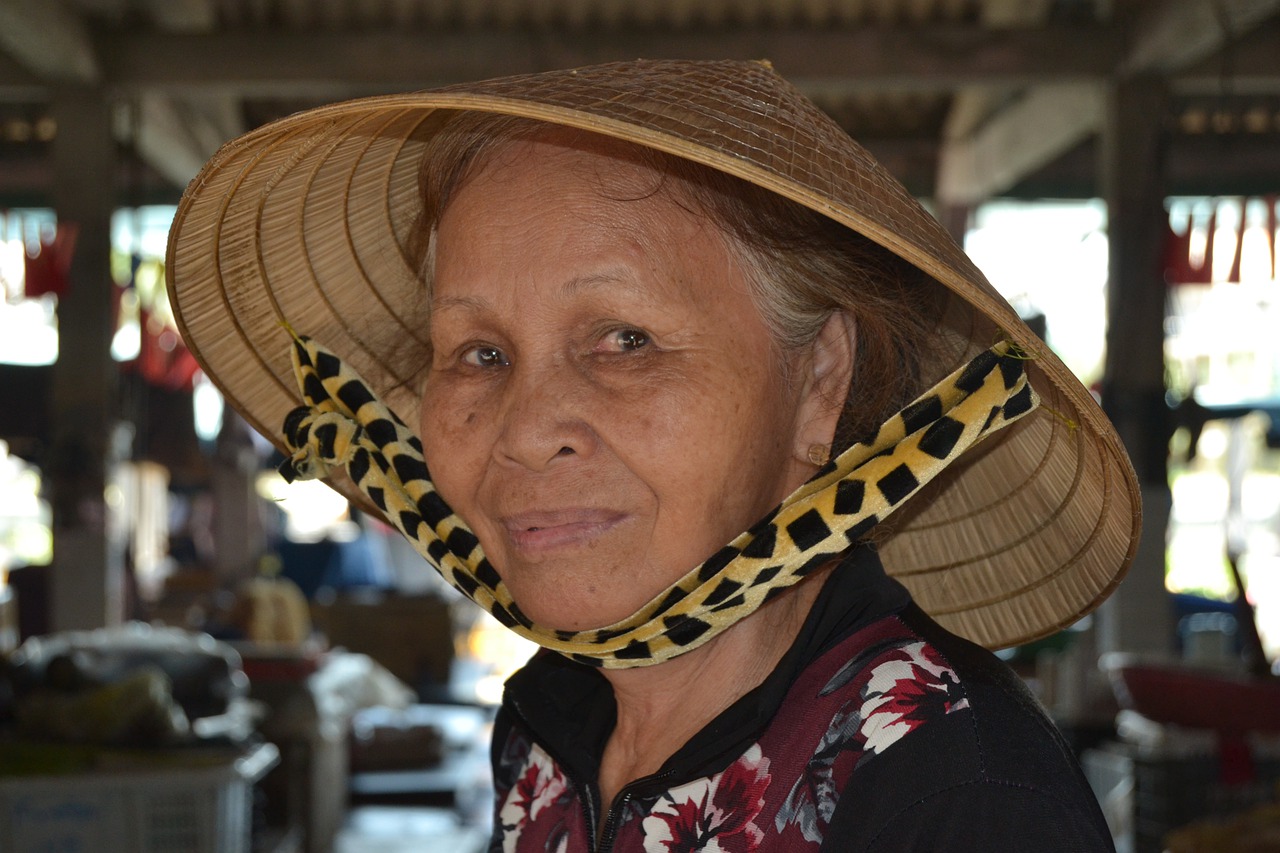 vietnam  hoi an  face free photo