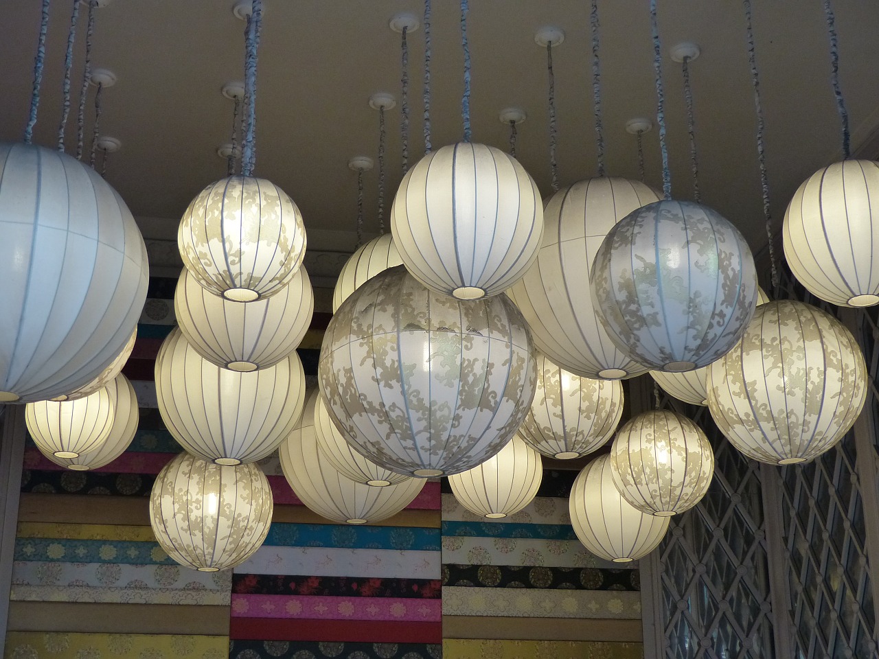 vietnam chinese lanterns design free photo