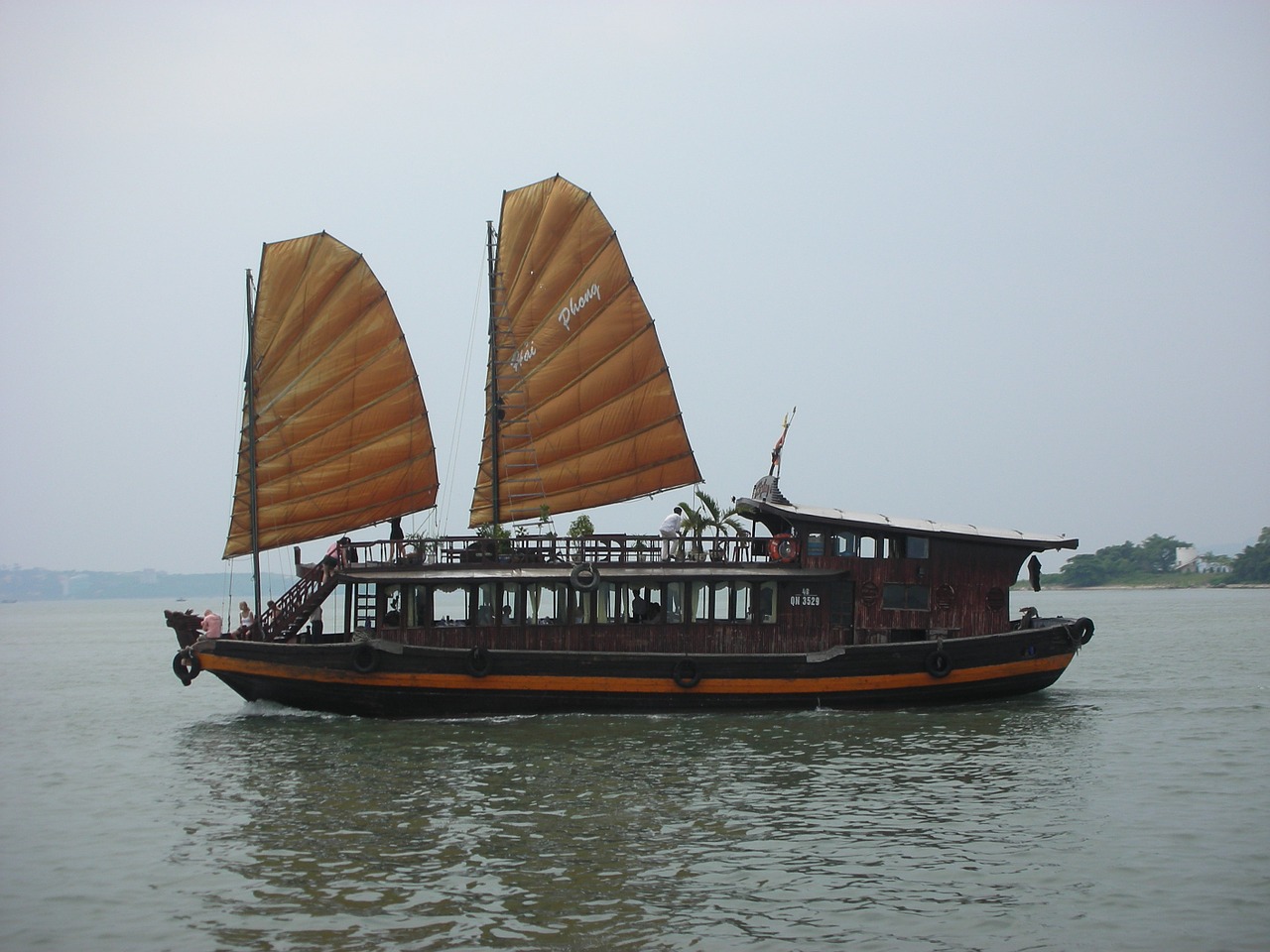 vietnam ship tour free photo