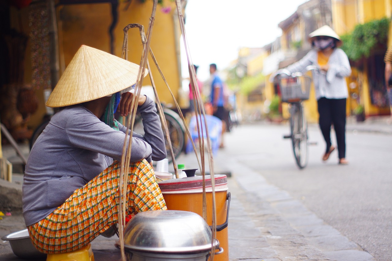 vietnamese vendor seller free photo