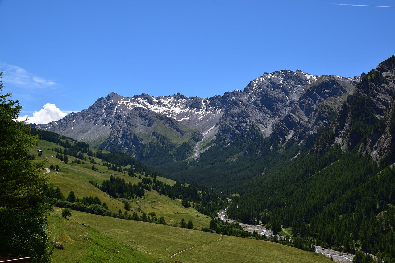 view st veran valley free photo