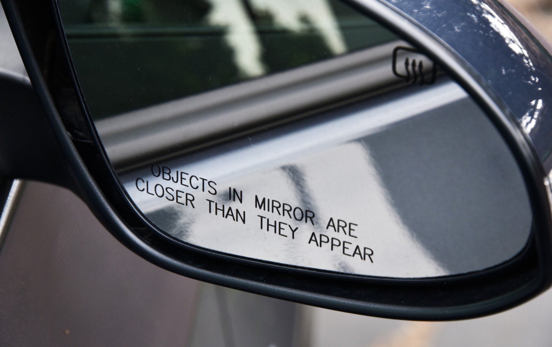 objects mirror appear free photo