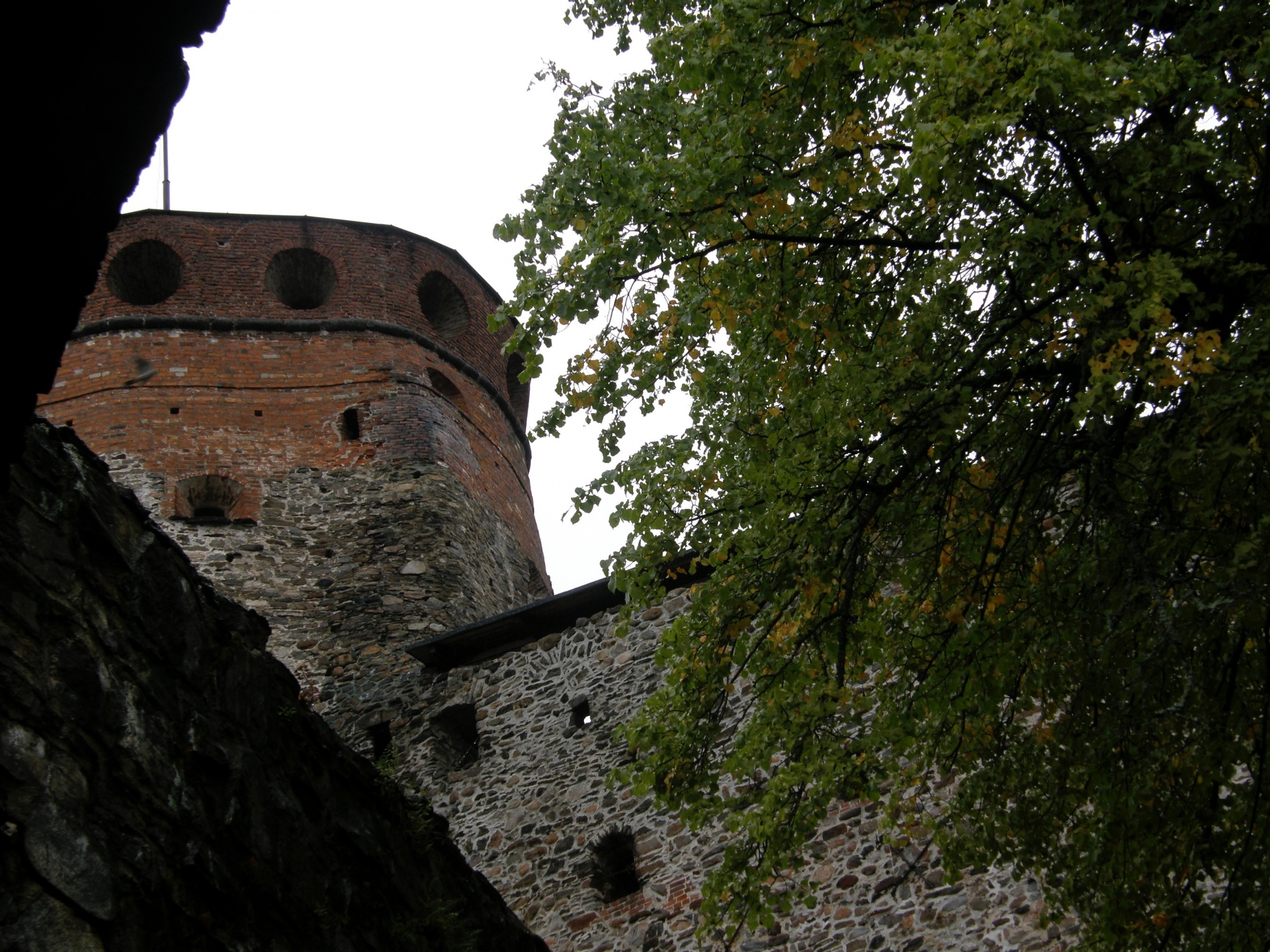 castle tower olavinlinna free photo