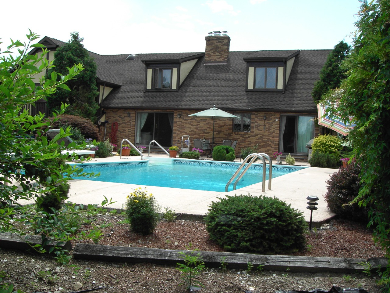 villa dream home pool free photo