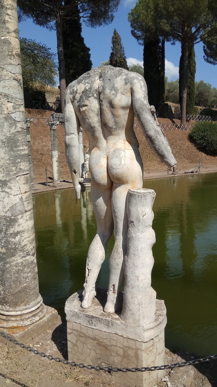 villa adriana statue rome free photo