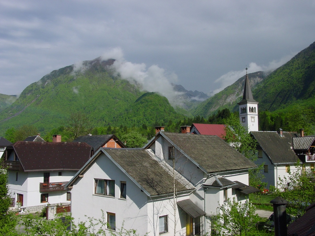 village slovenia houses free photo