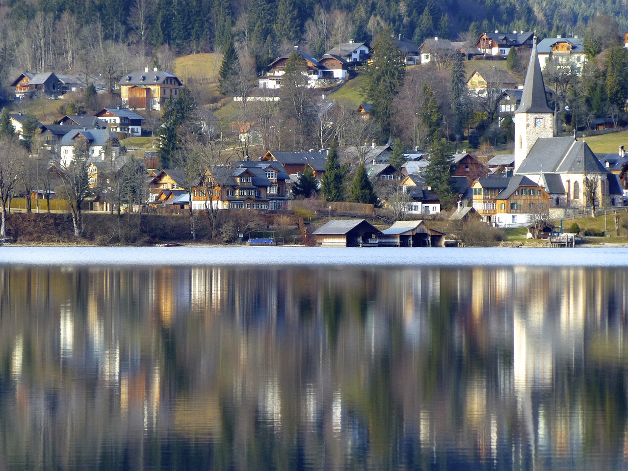 village mirroring reflection free photo