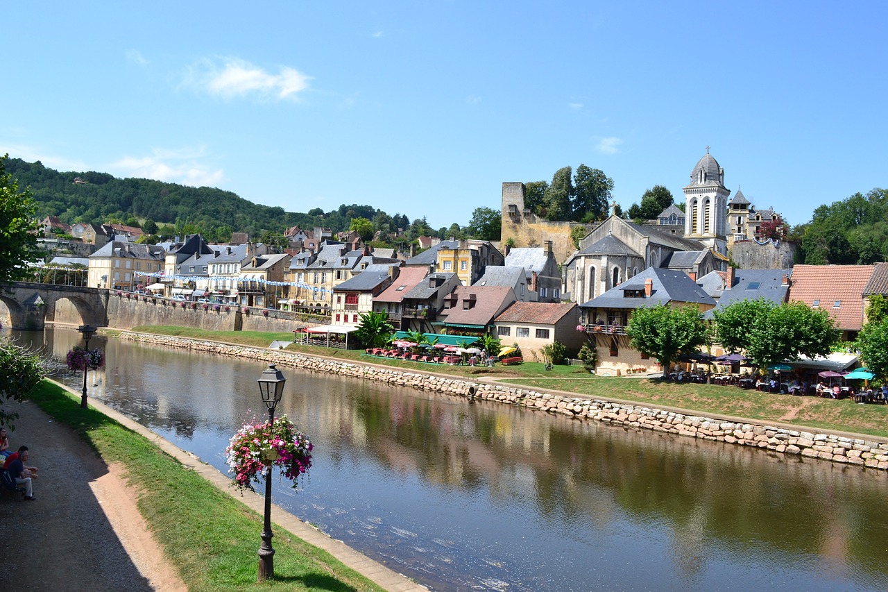 village river houses free photo