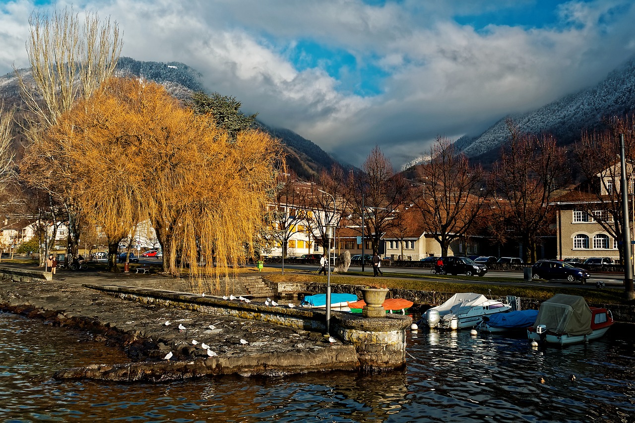 villeneuve geneva lake free photo