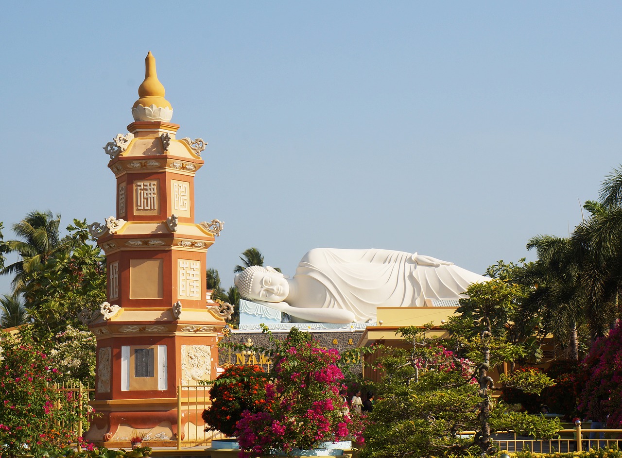 vinh trang pagoda the reclining buddha tower temple free photo