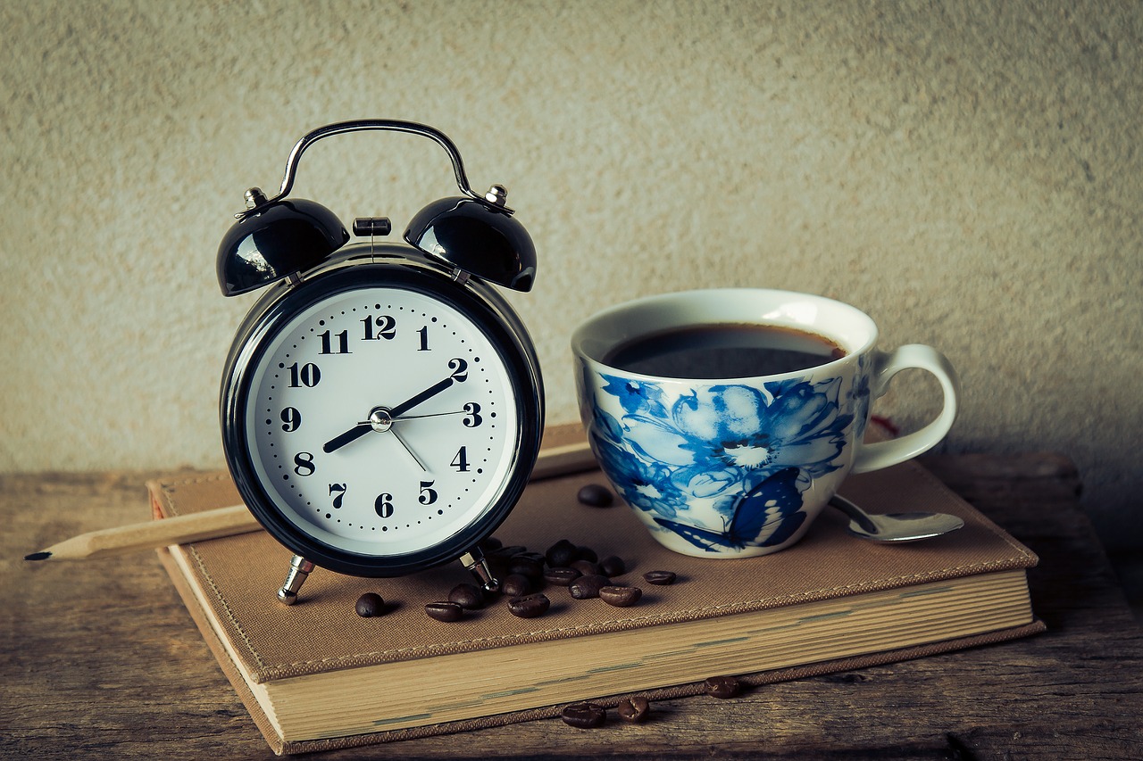 vintage alarm clock free photo