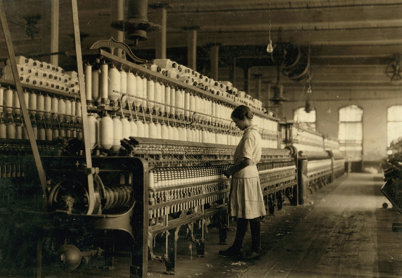 vintage child labor textile free photo