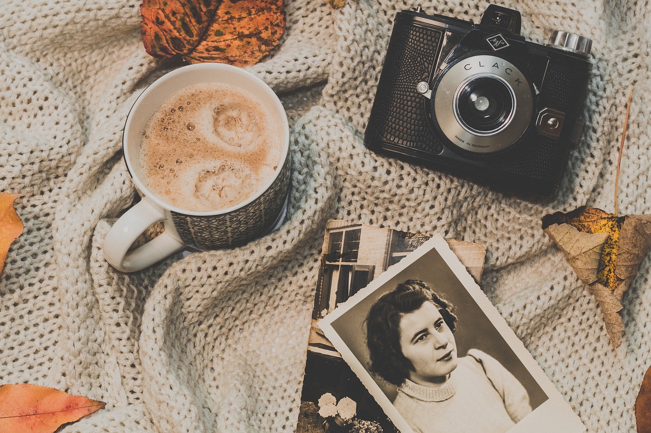 vintage  flatlay  cup free photo