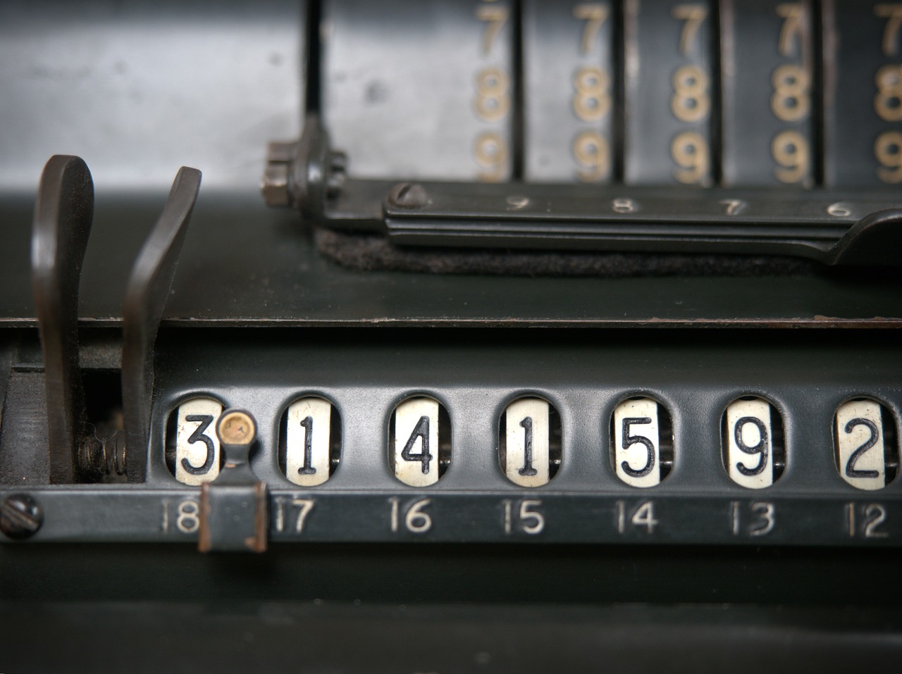vintage calculator pi free photo