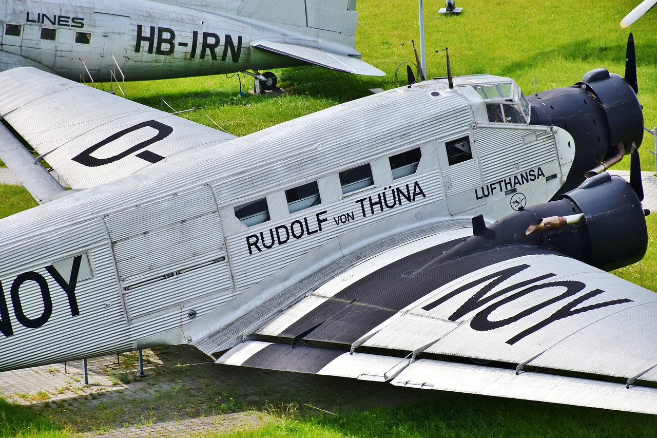 vintage aircraft airshow old free photo