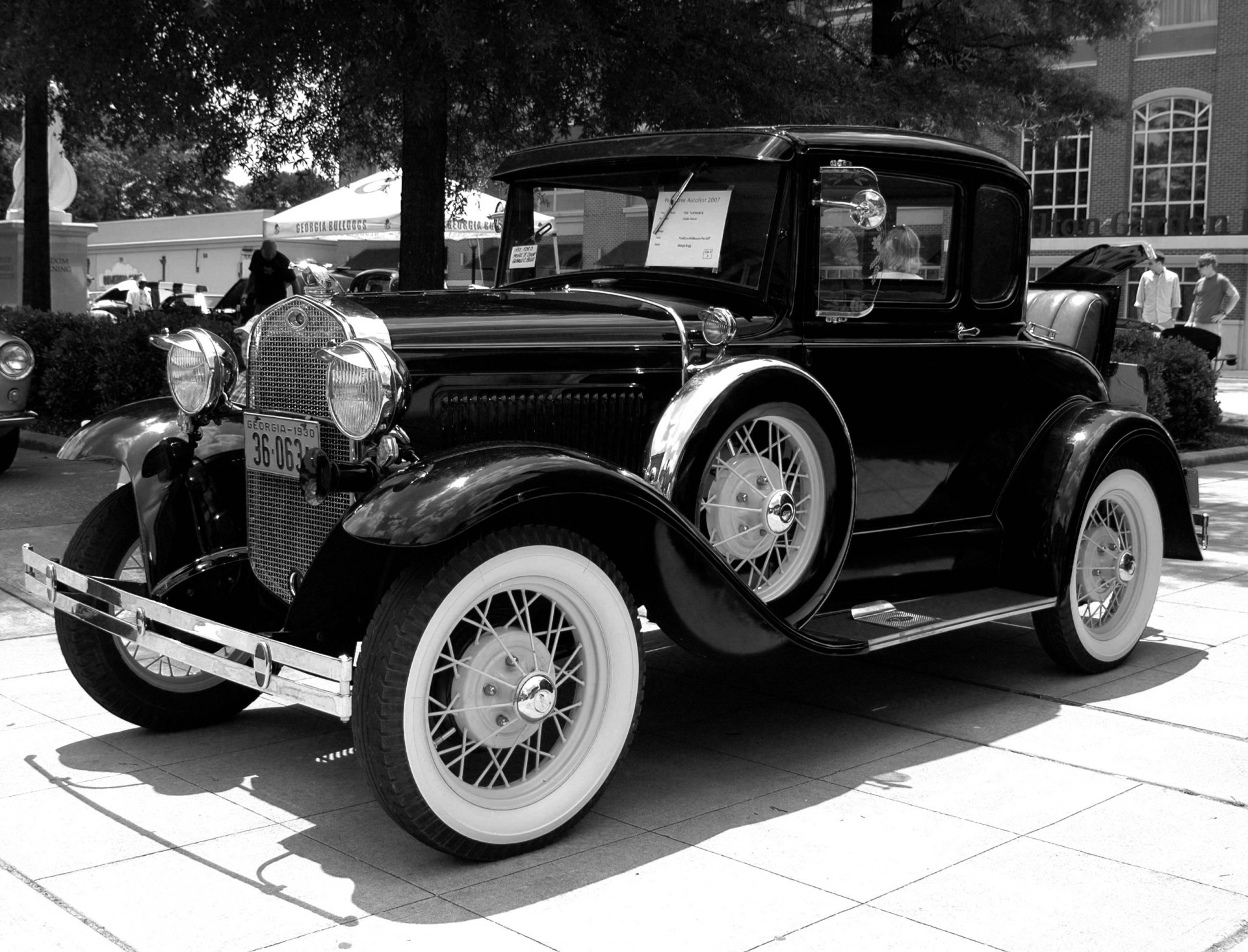 vintage car automobile free photo