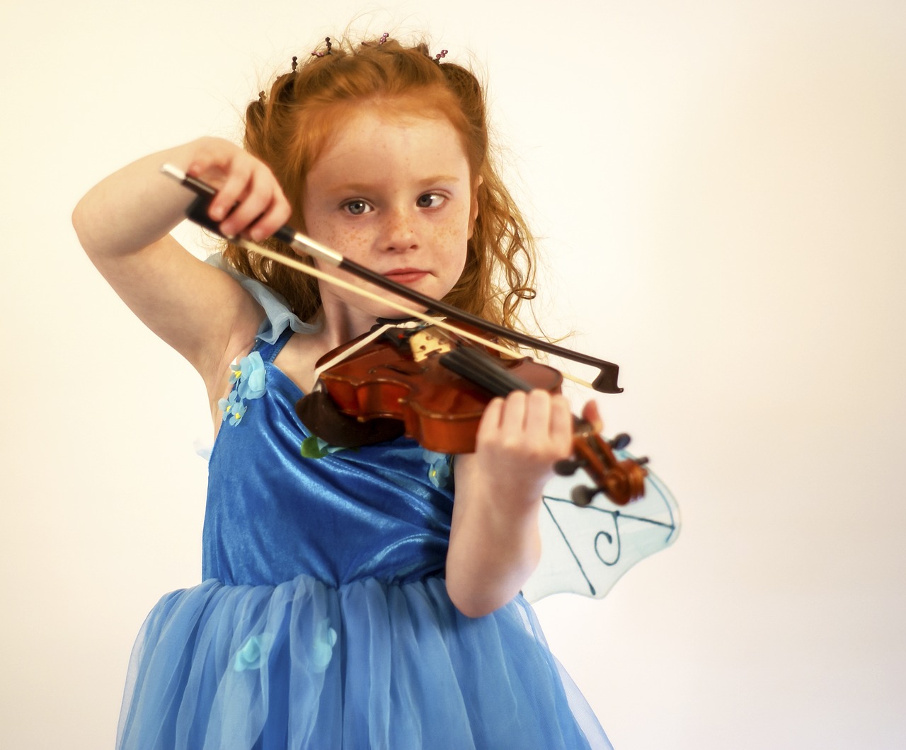 violin child girl free photo