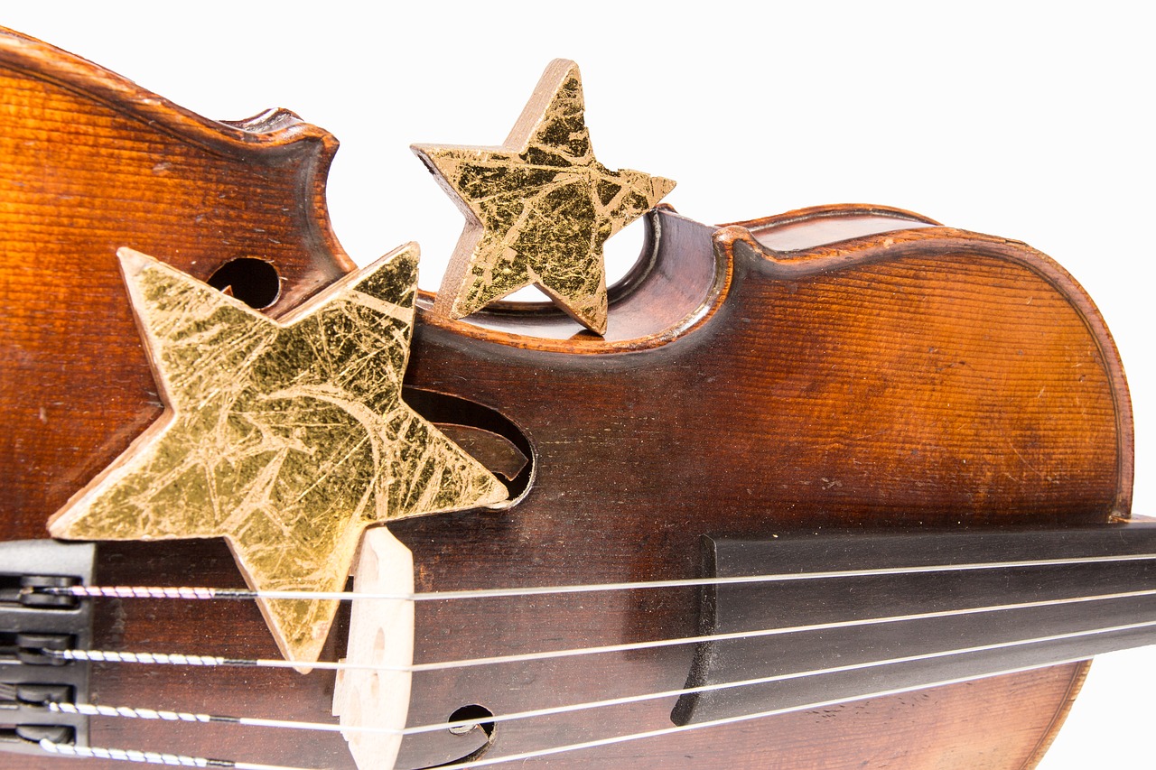 violin  star  christmas free photo