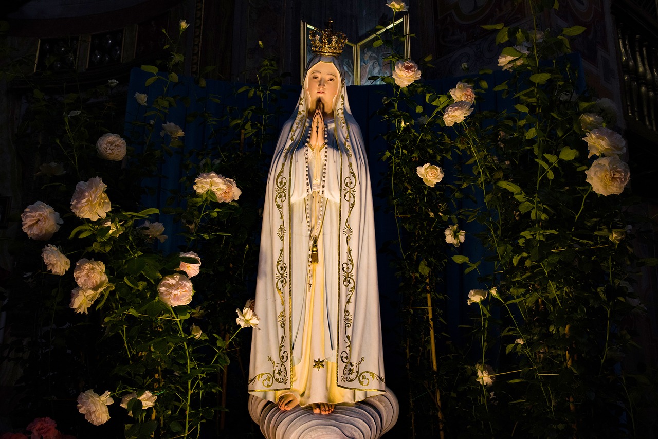 virgin  mary  statue free photo