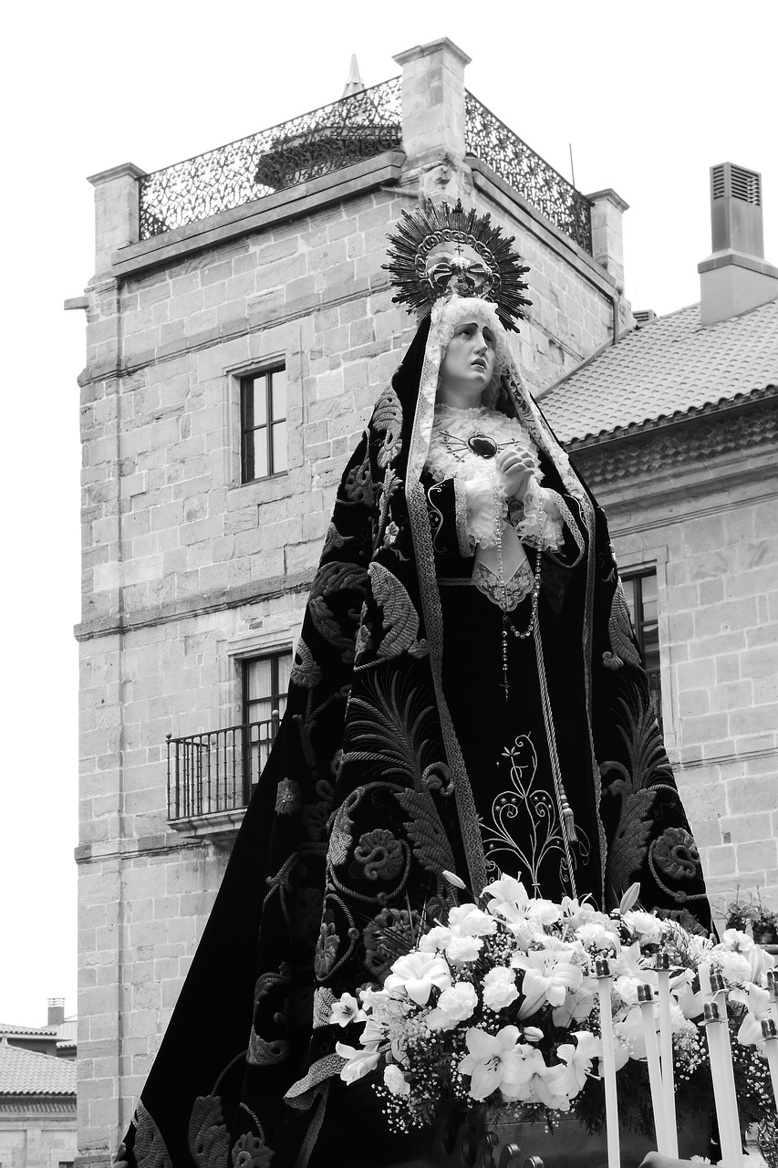 virgin mary maria catholicism free photo