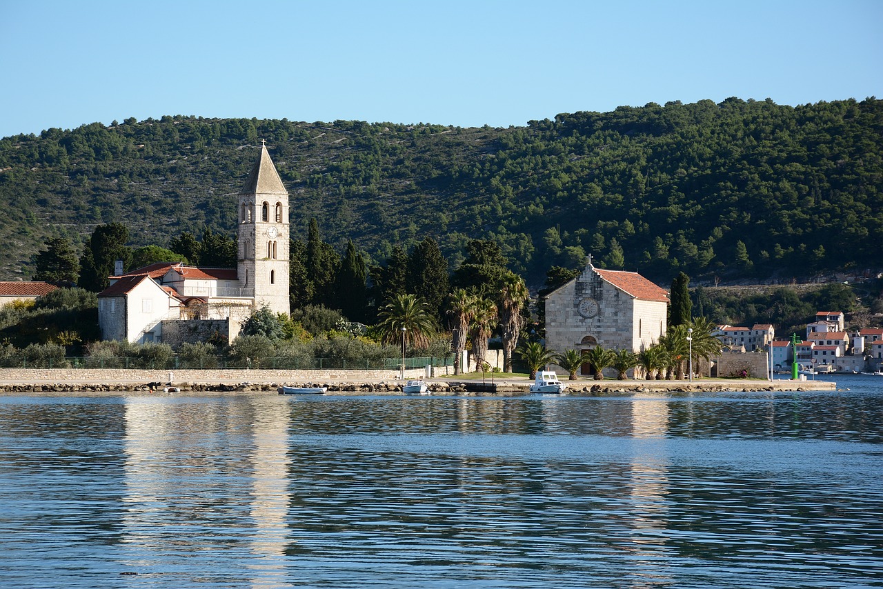 vis island croatia free photo