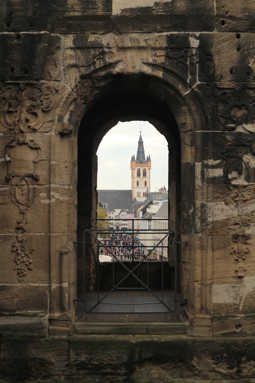 vista  porta nigra  trier free photo