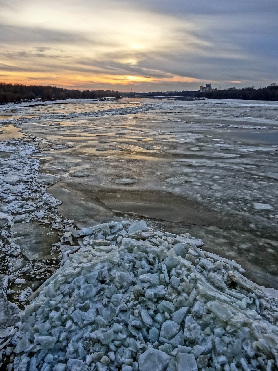 vistula bydgoszcz river free photo