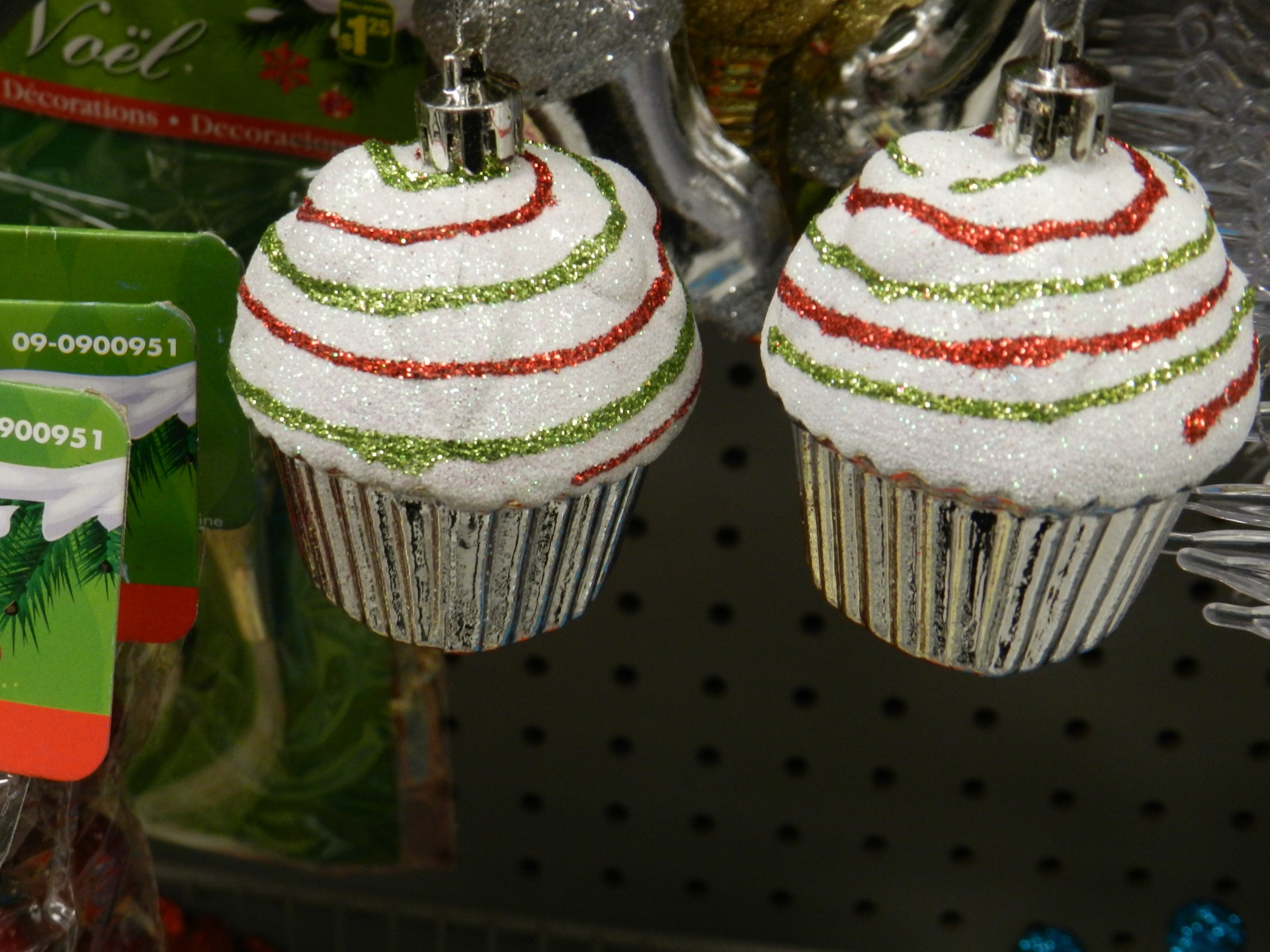 christmas decorations cupcake free photo