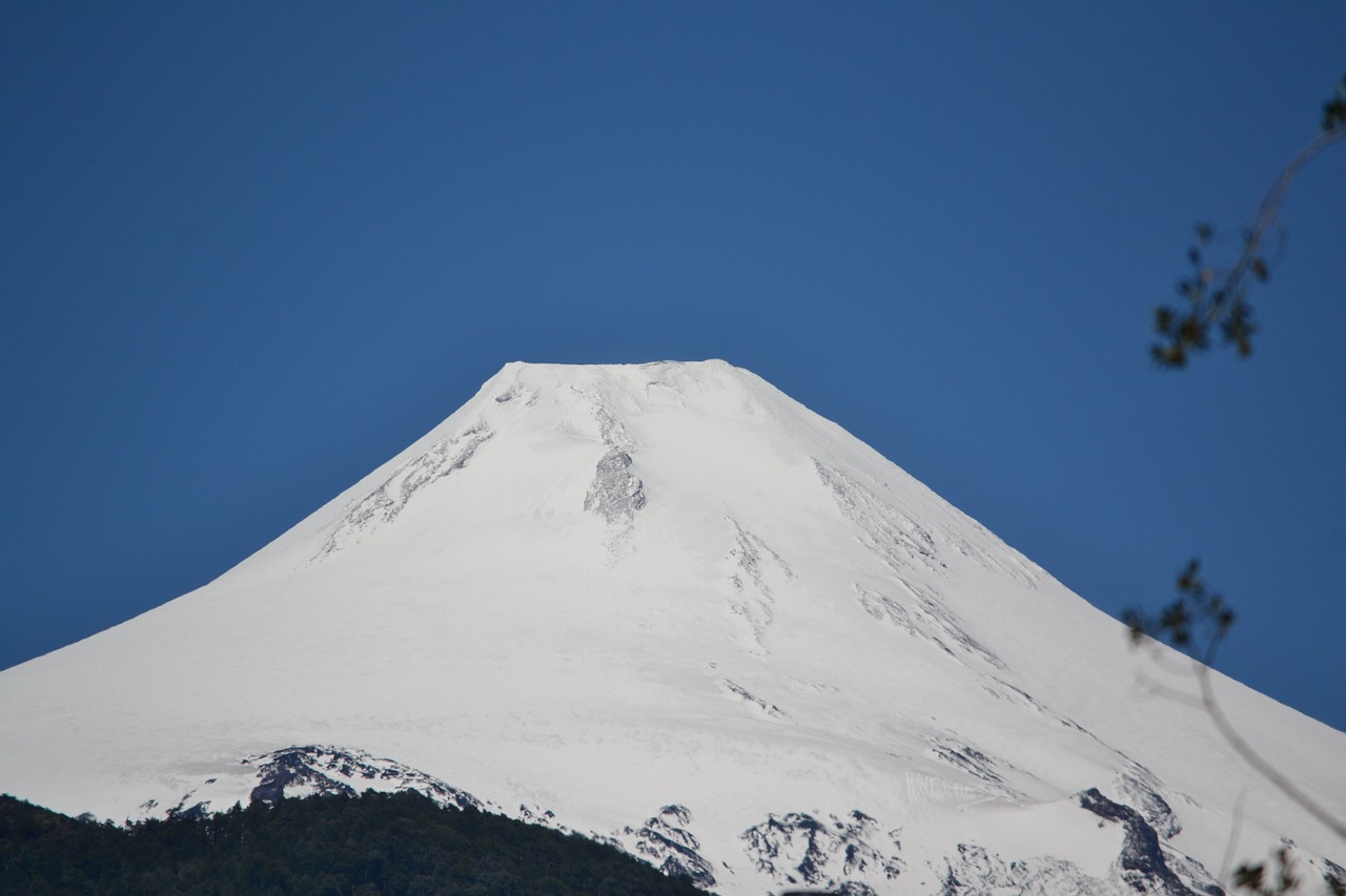 volcano snow villarica free photo