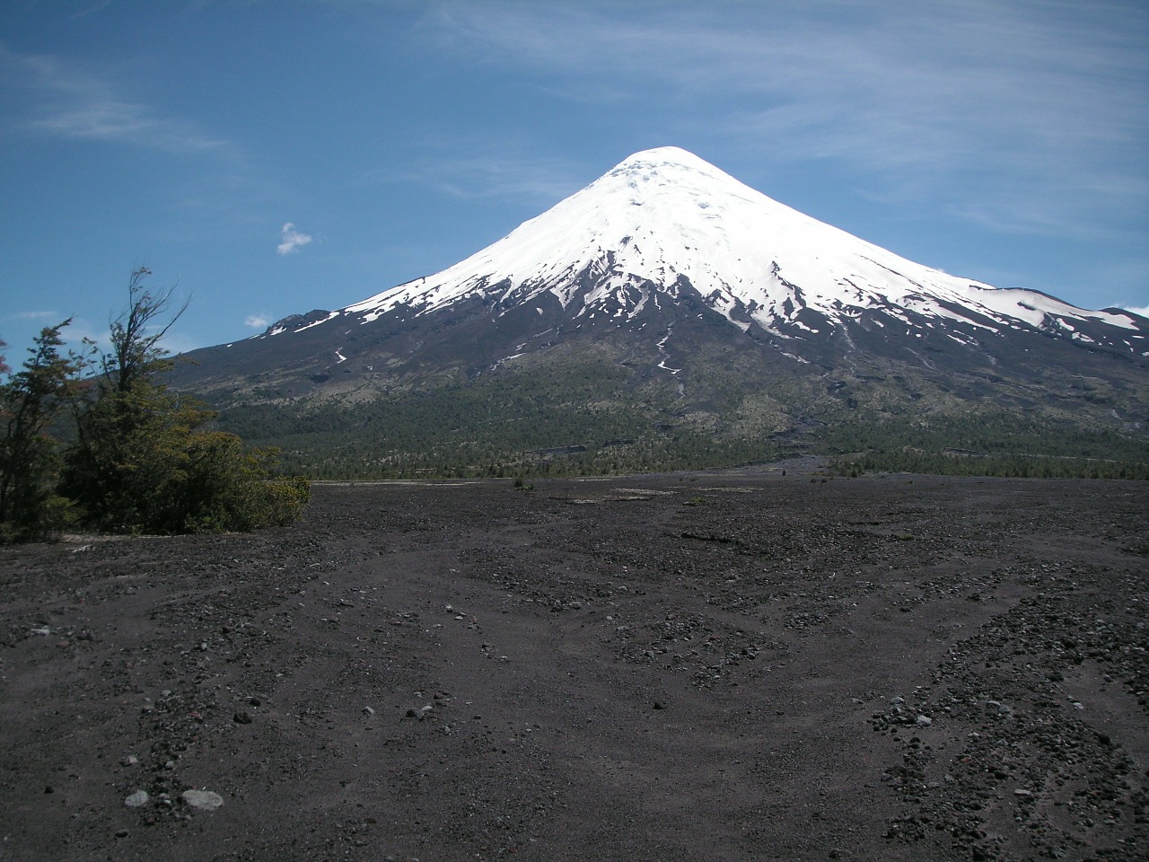 volcano chile snow cap free photo