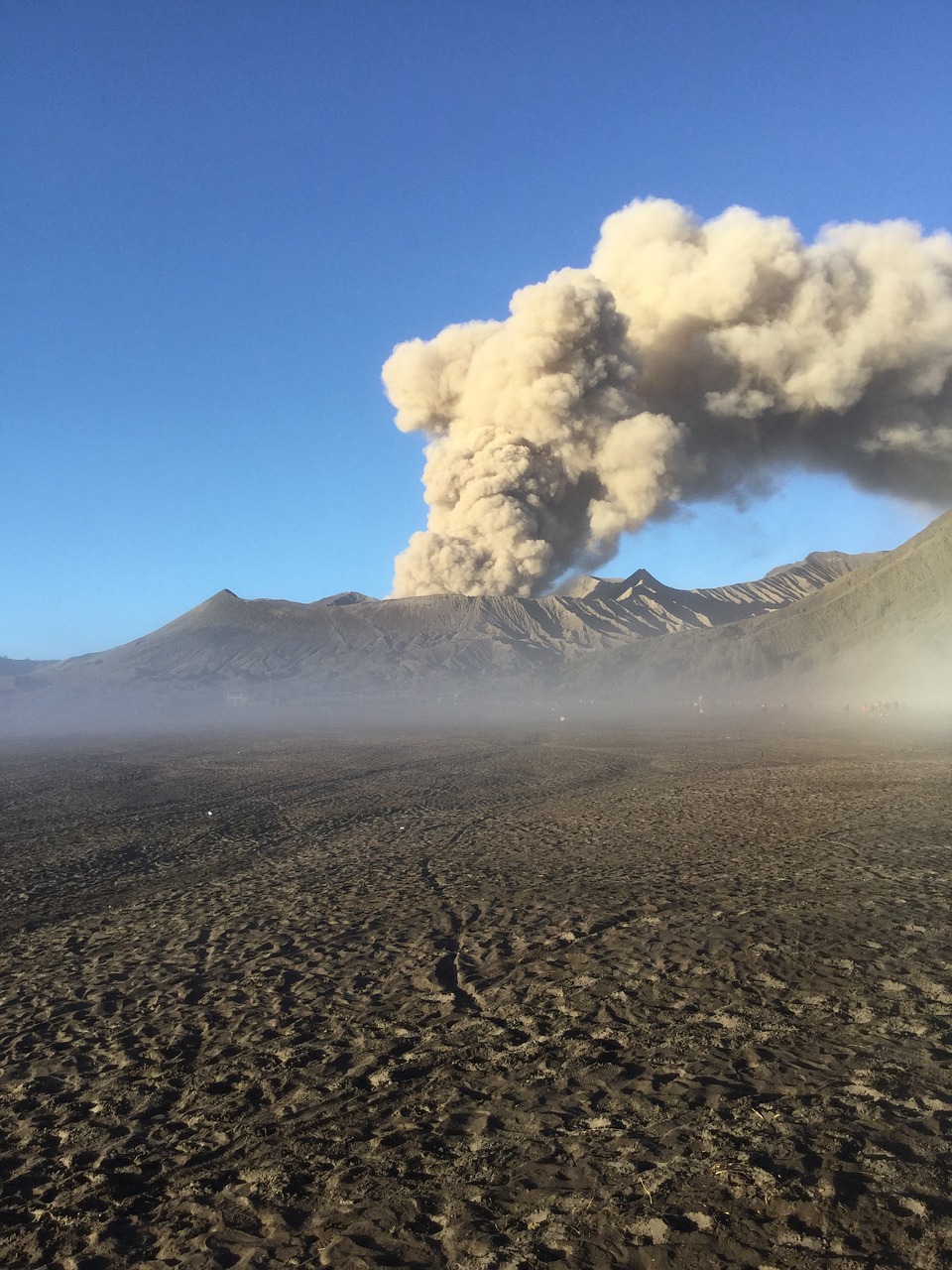 volcano bromo java free photo