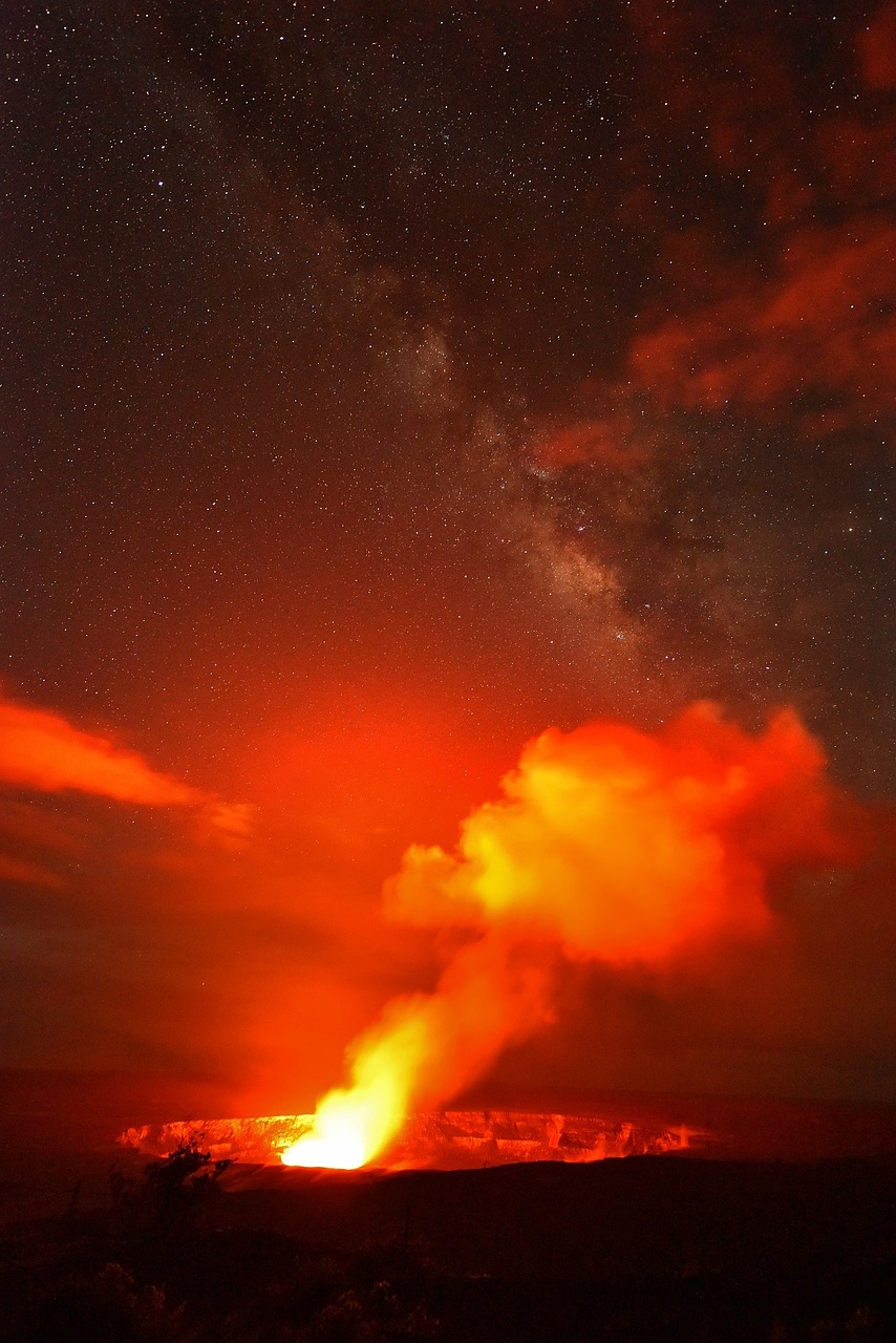volcano lava flowing free photo