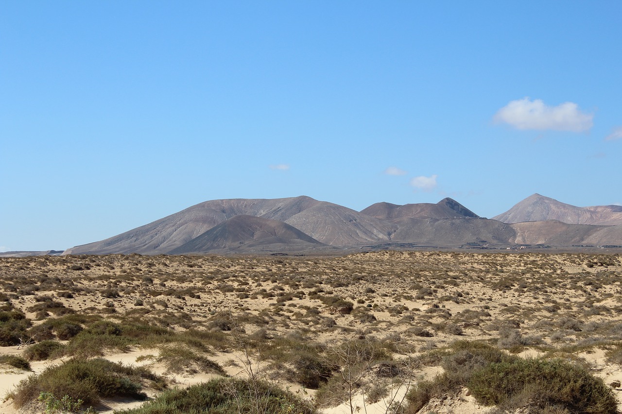 volcano hill fuerteventura free photo