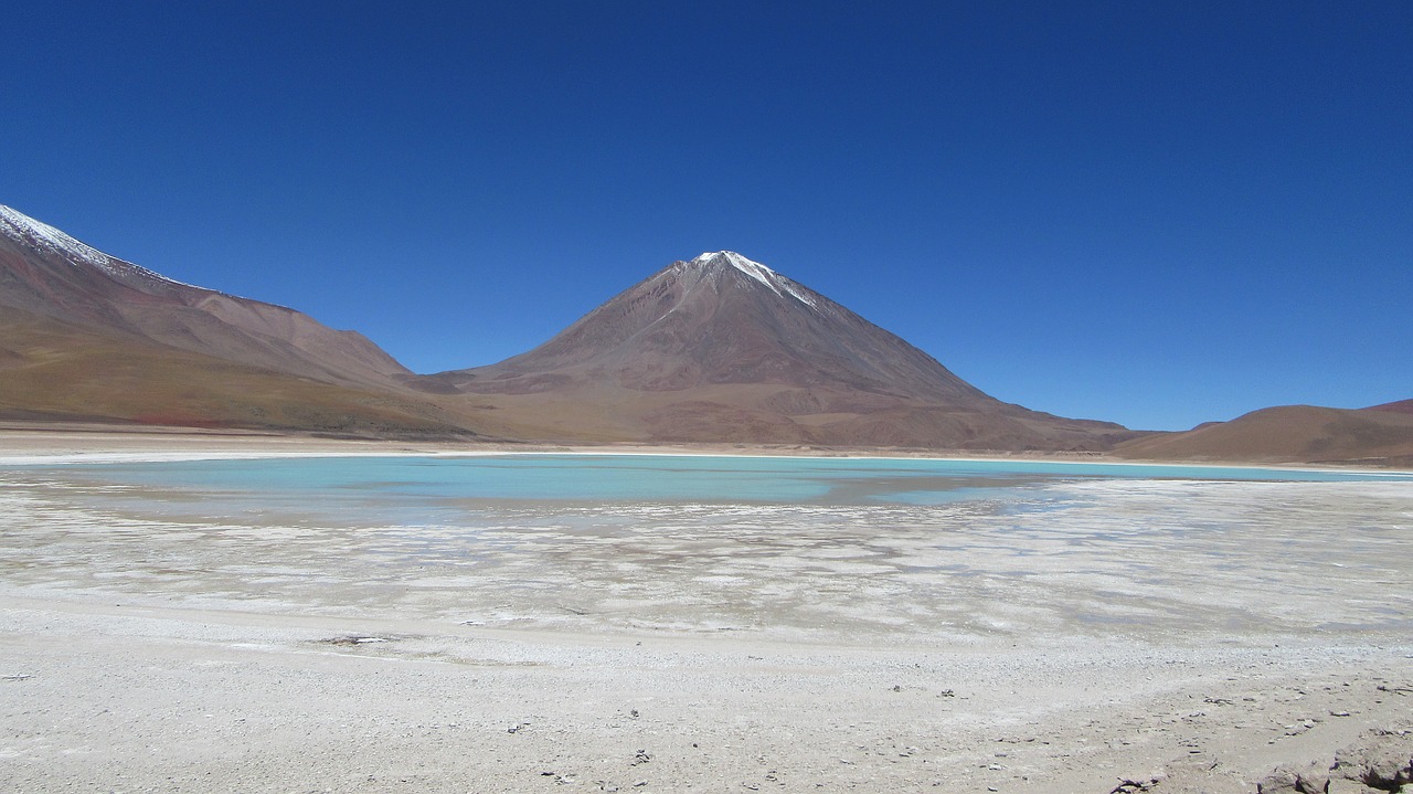 volcano mountains landscape free photo