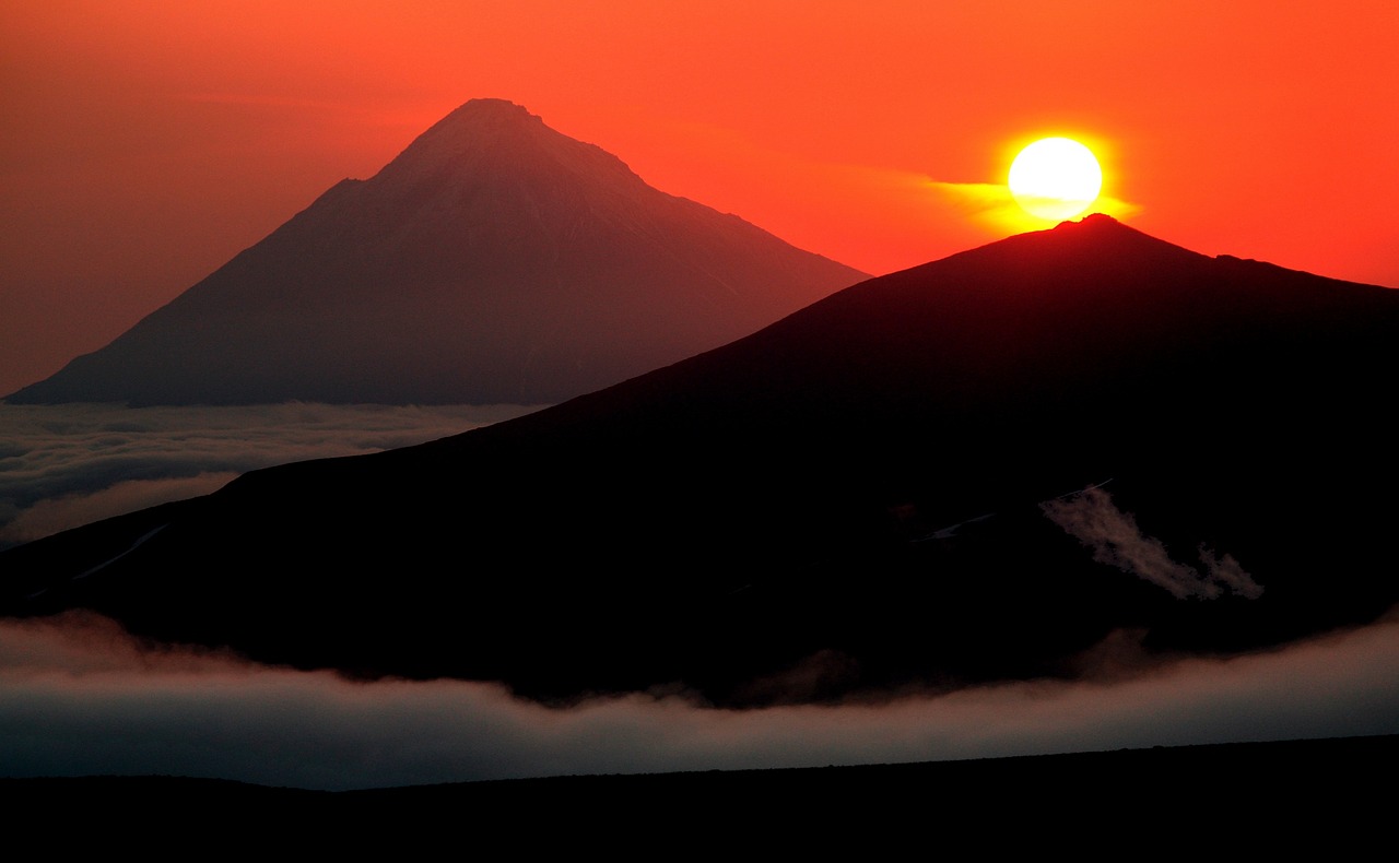 volcano sunset evening free photo