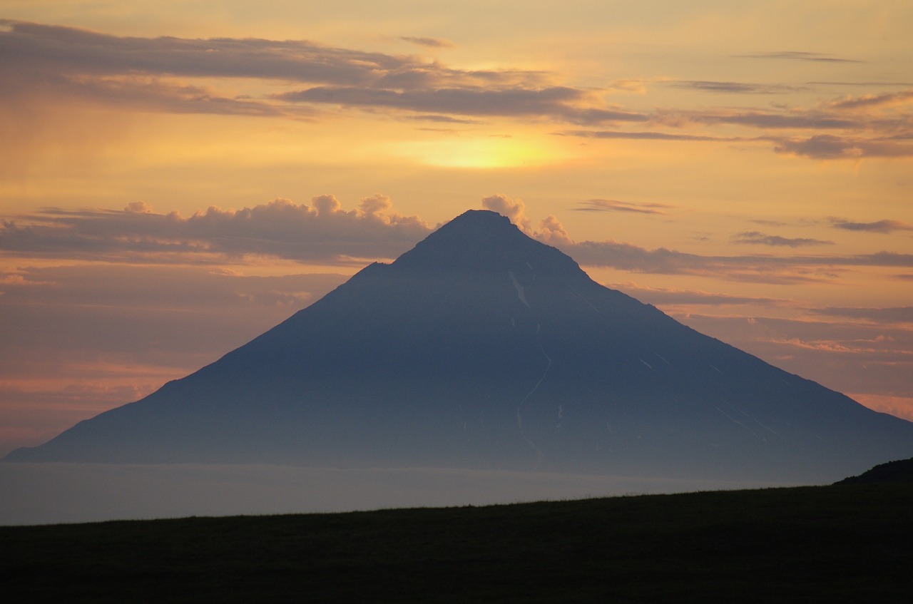 volcano sunset evening free photo