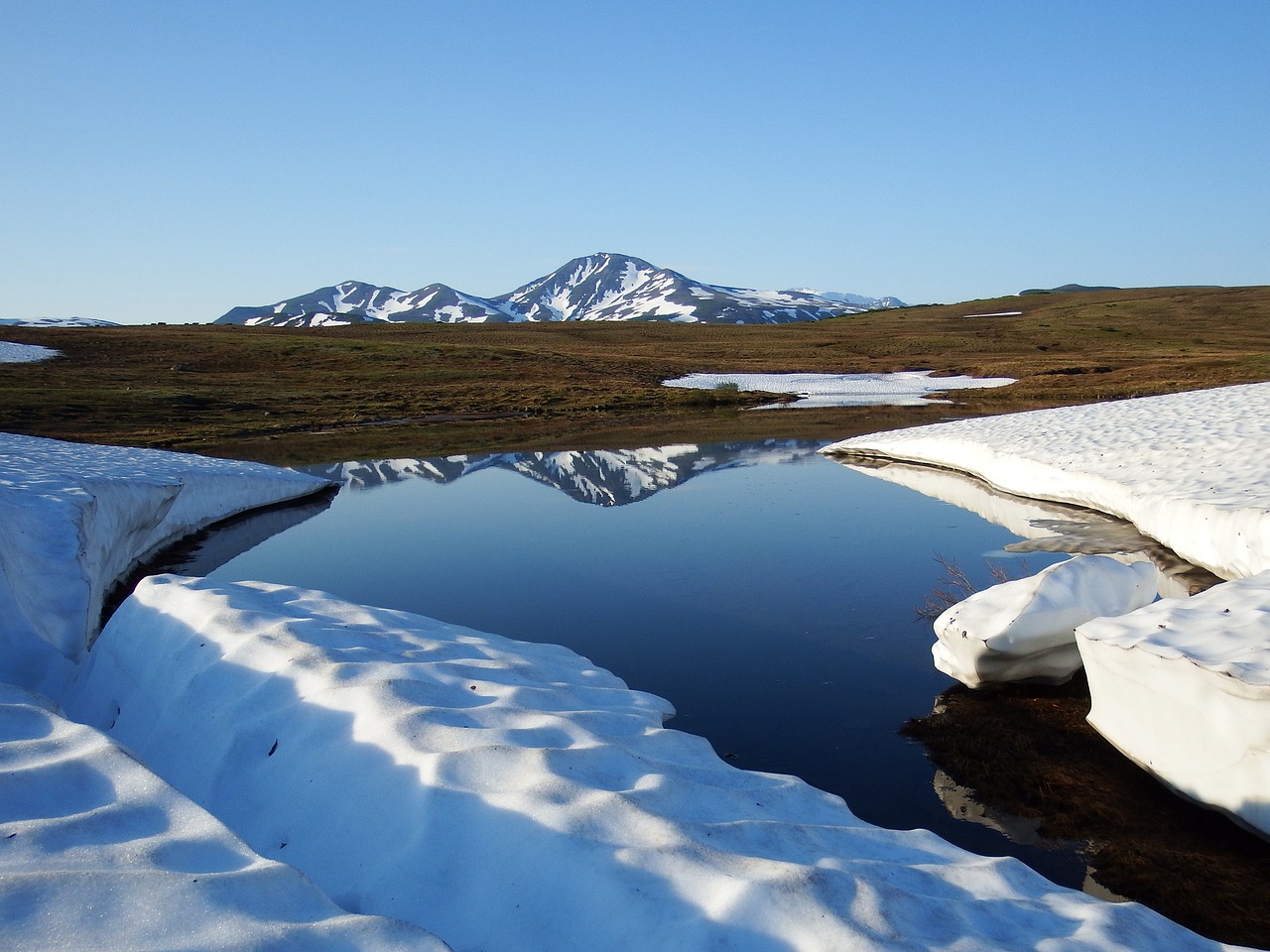 volcano lake river free photo