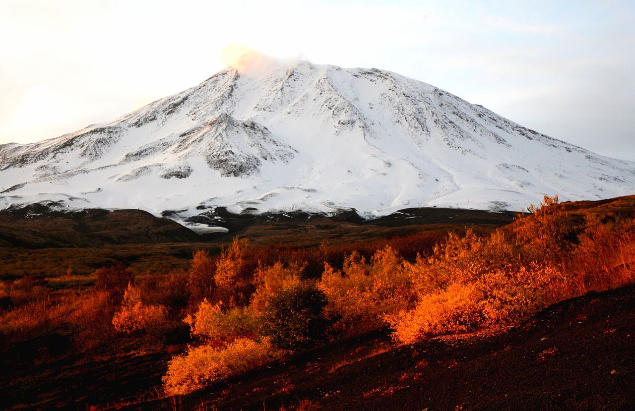 volcano autumn the evening light free photo