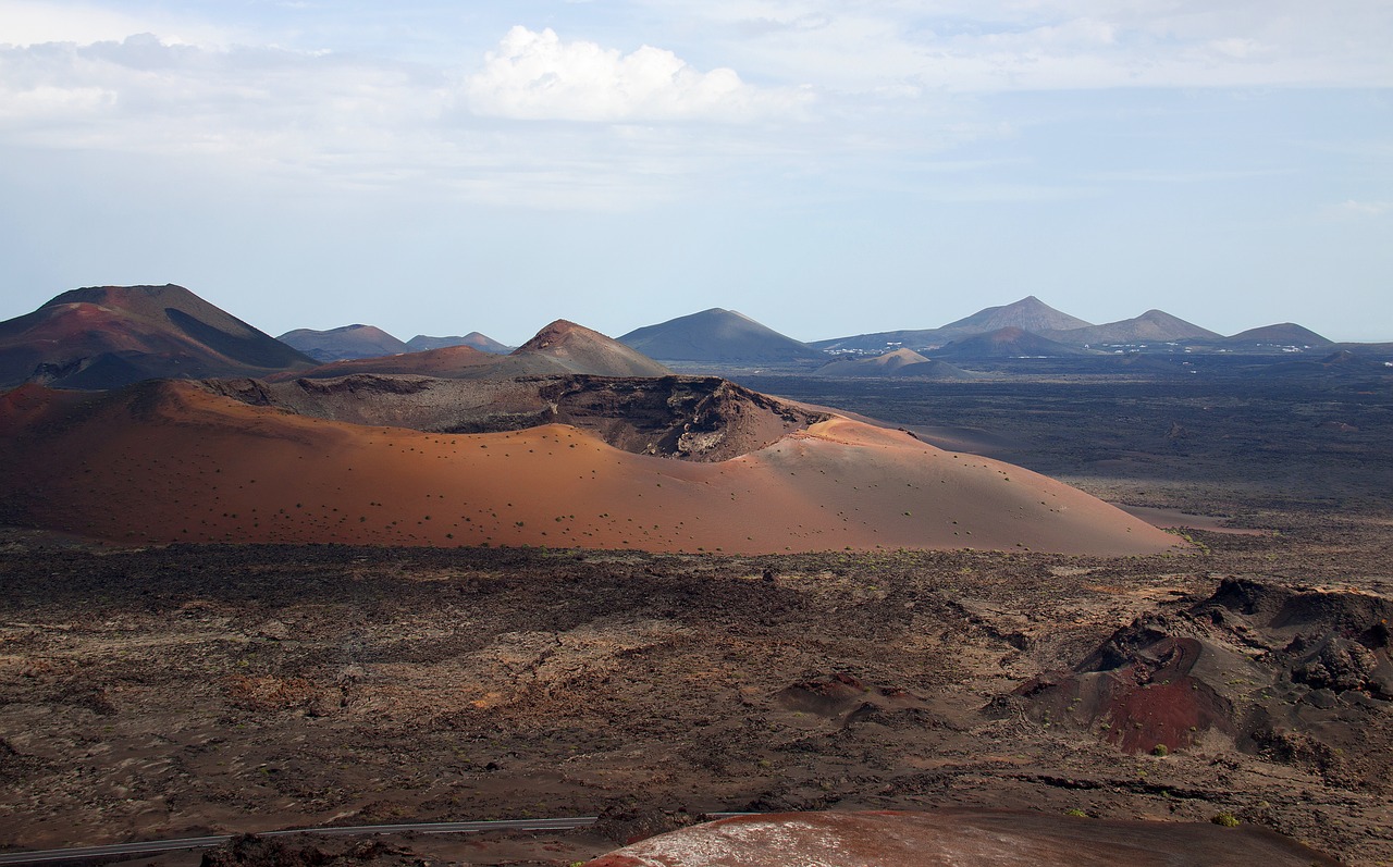 volcano crater lanzarote free photo