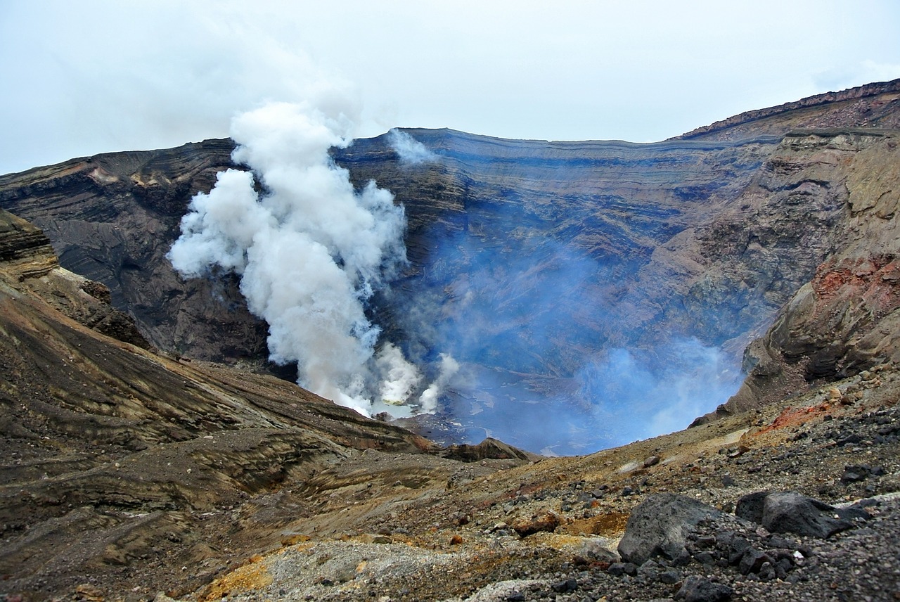 volcano aso crater free photo