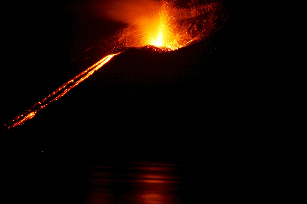 volcano erupting mountain free photo